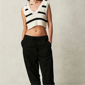 #44. NWT Free People Parachute pants.
